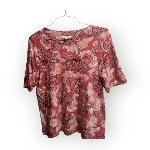 Tops - Chicos Top Size 2 (Large) Casual Comfy Wear‎